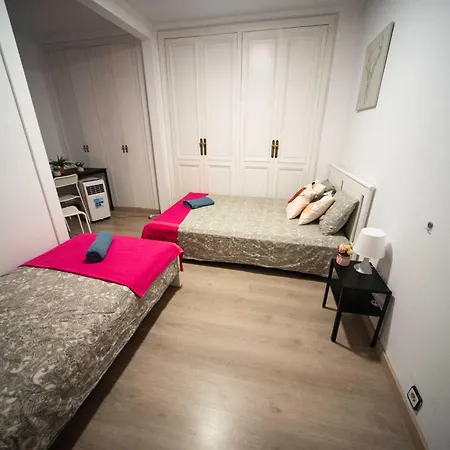 Diagonal Eixample Hostel